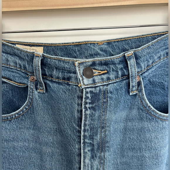 Levi’s Ribcage Straight Jeans - Picture 3 of 6